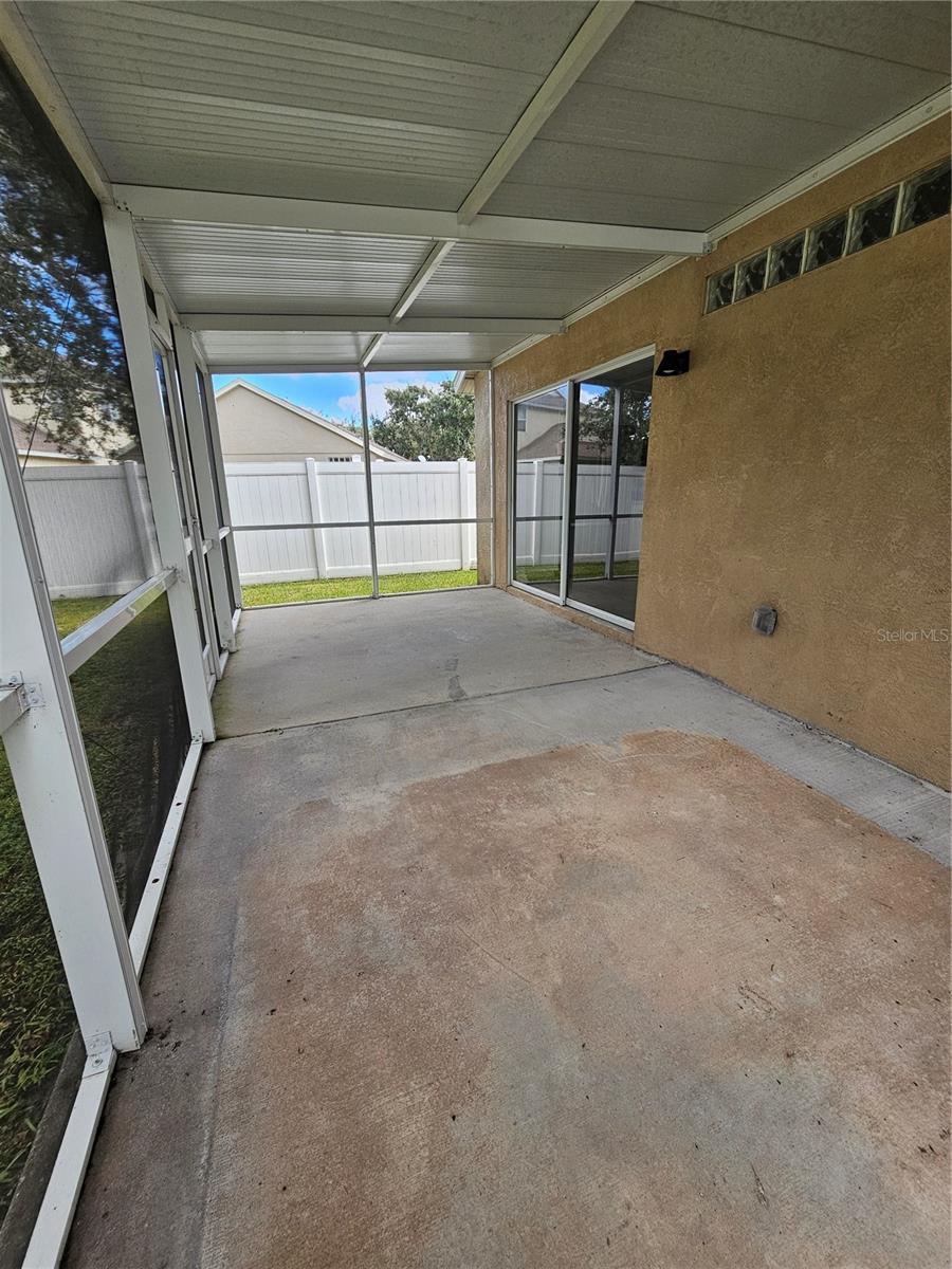 Image 45 of 58 For 3943 Day Bridge Place