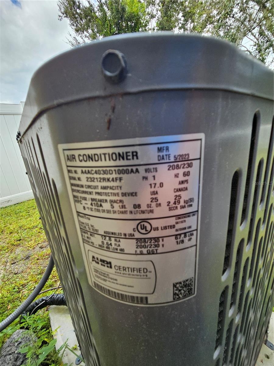 Image 55 of 58 For 3943 Day Bridge Place