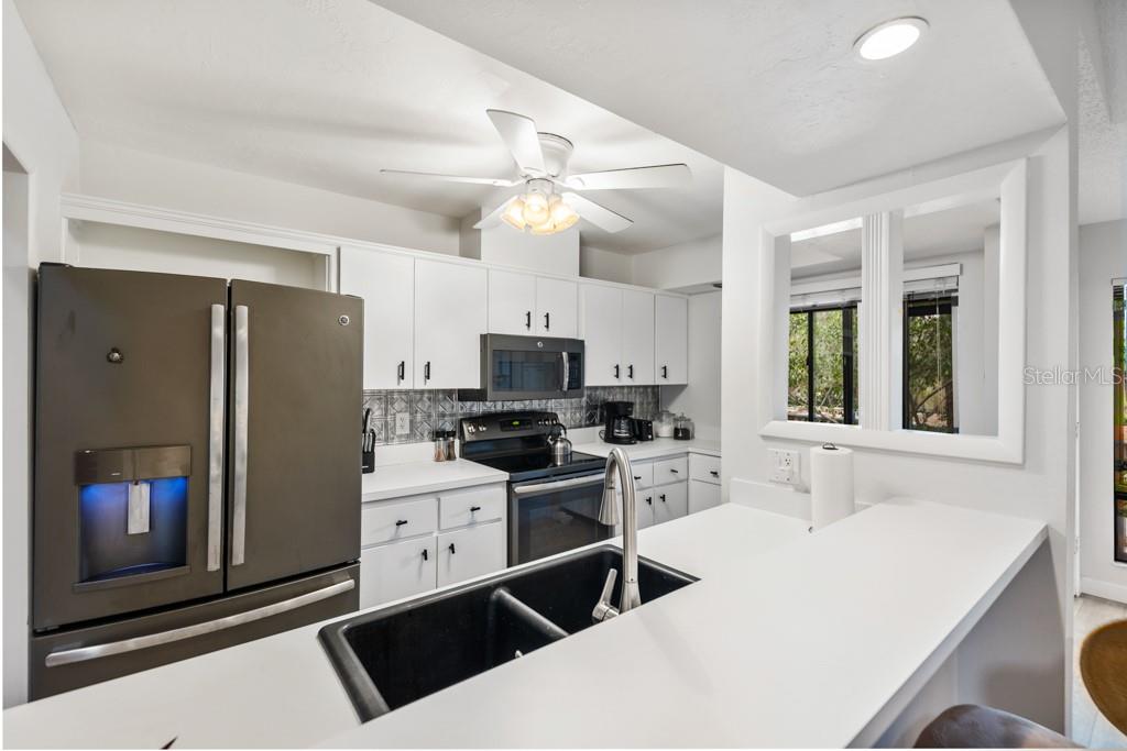Image 10 of 37 For 1711 Pelican Cove Road 443