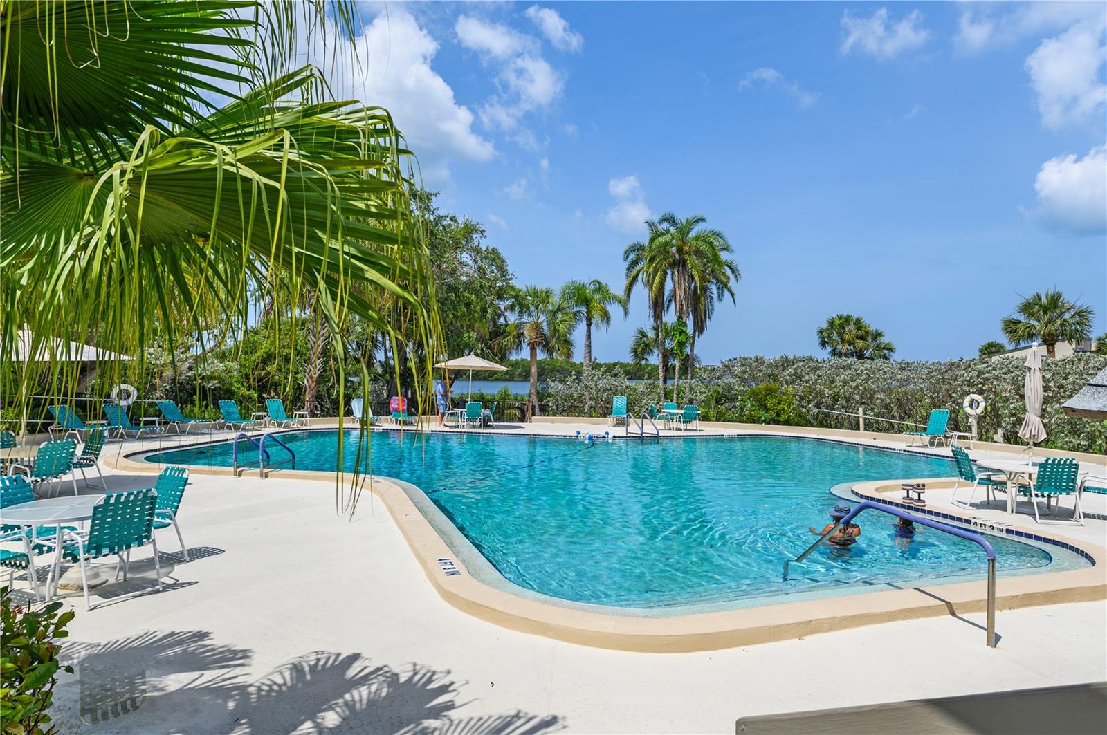 Image 26 of 37 For 1711 Pelican Cove Road 443