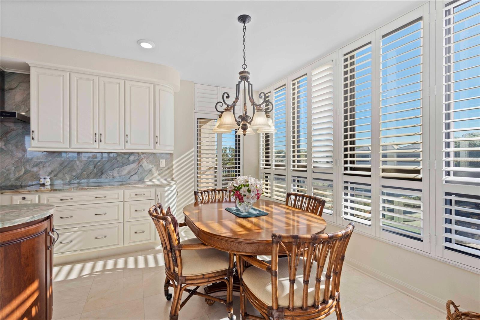 Image 18 of 59 For 545 Sanctuary Drive B204