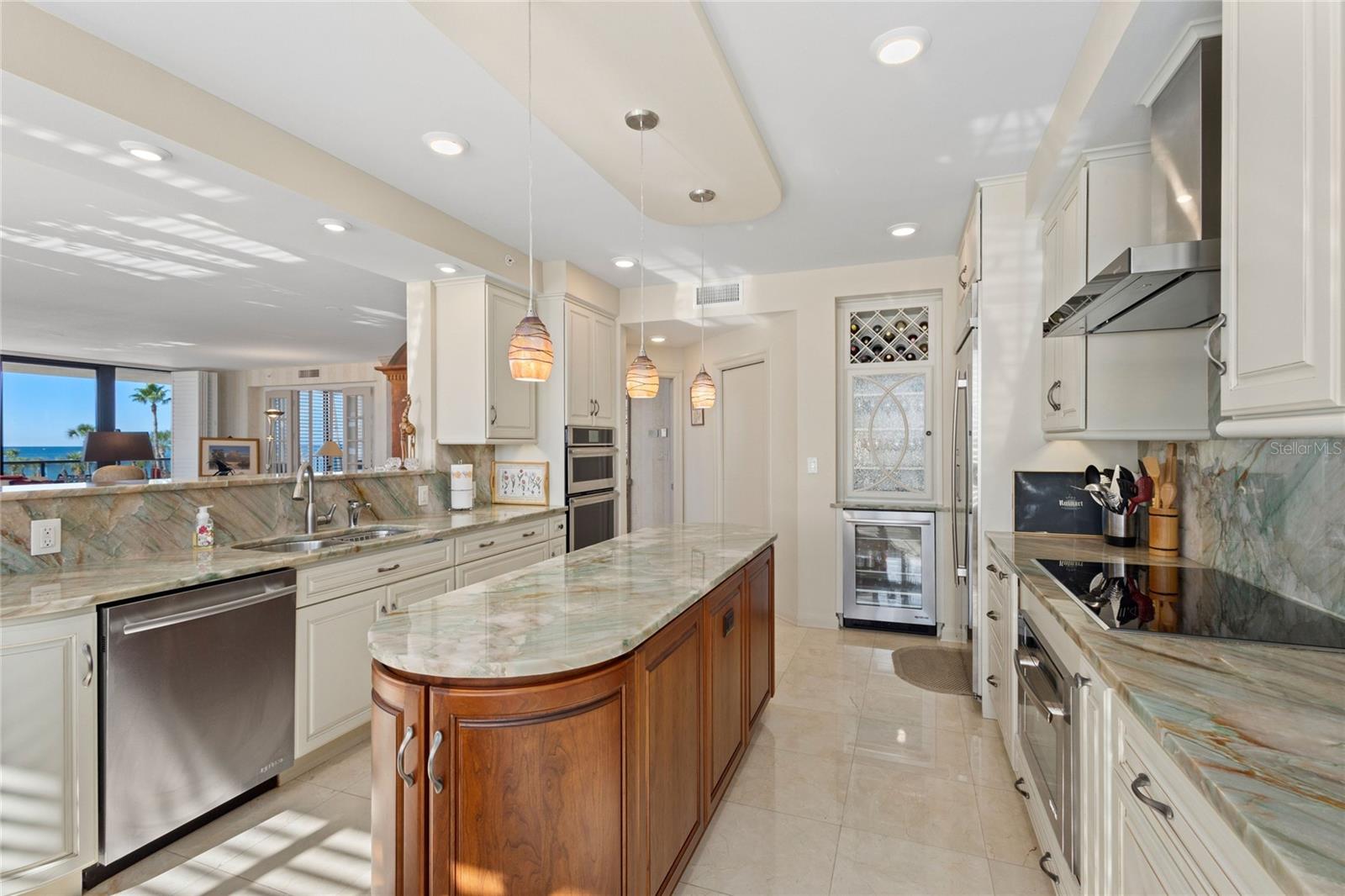 Image 19 of 59 For 545 Sanctuary Drive B204