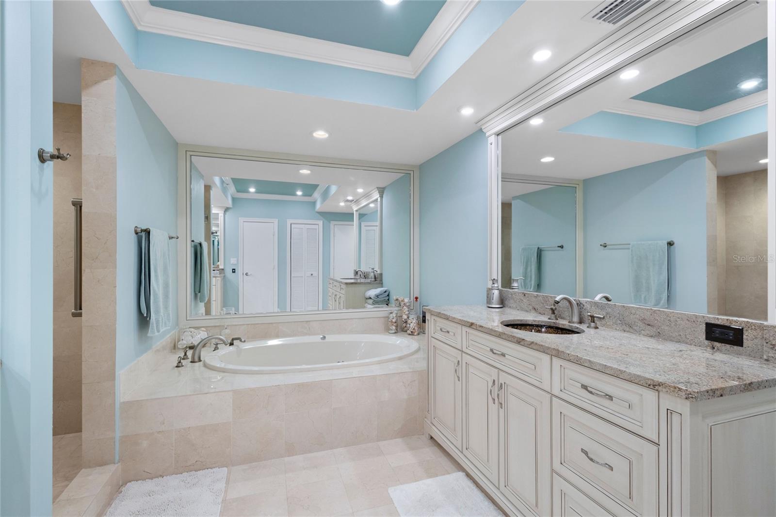 Image 29 of 59 For 545 Sanctuary Drive B204