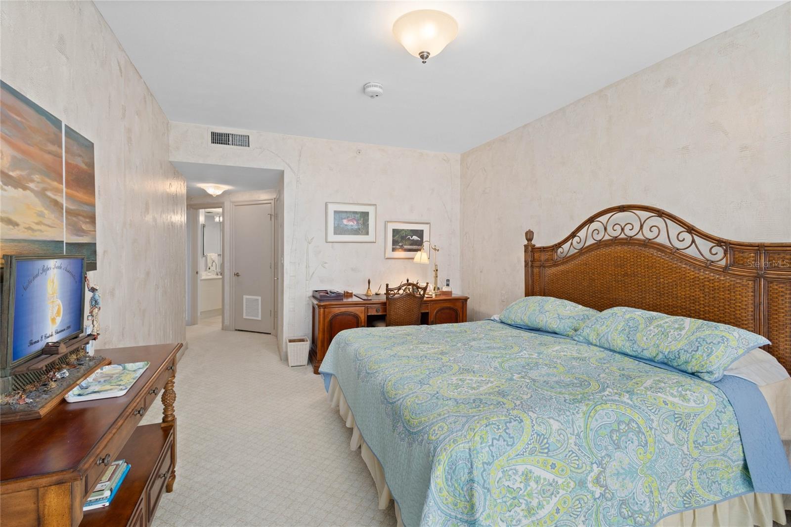 Image 35 of 59 For 545 Sanctuary Drive B204