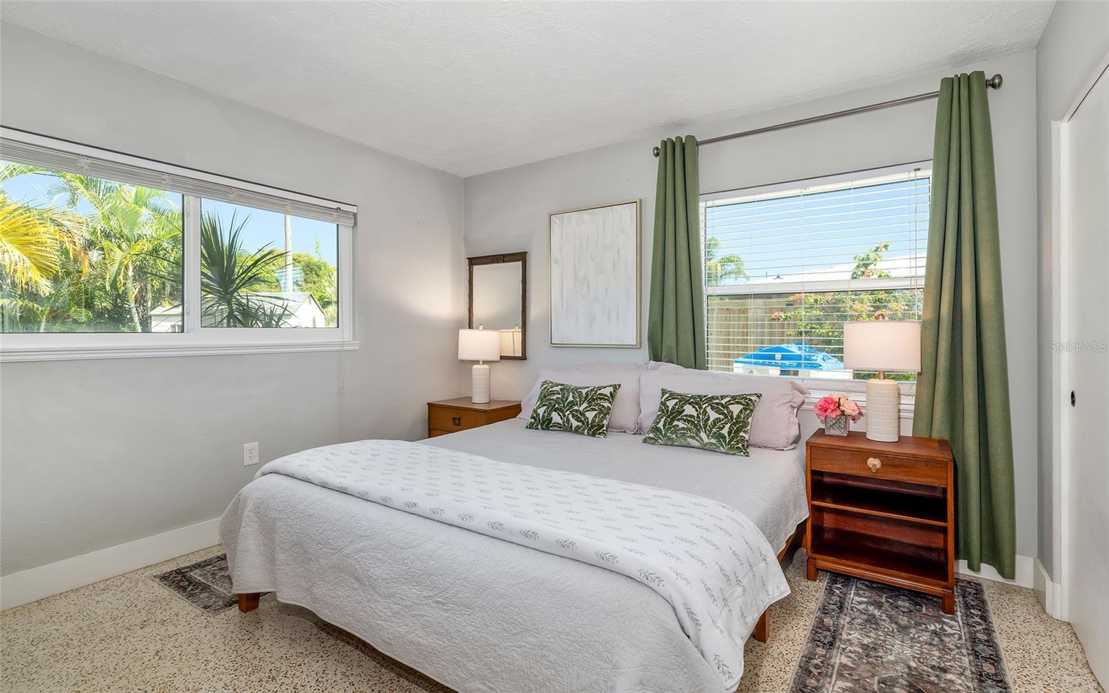 Image 21 of 43 For 2609 Hibiscus Street