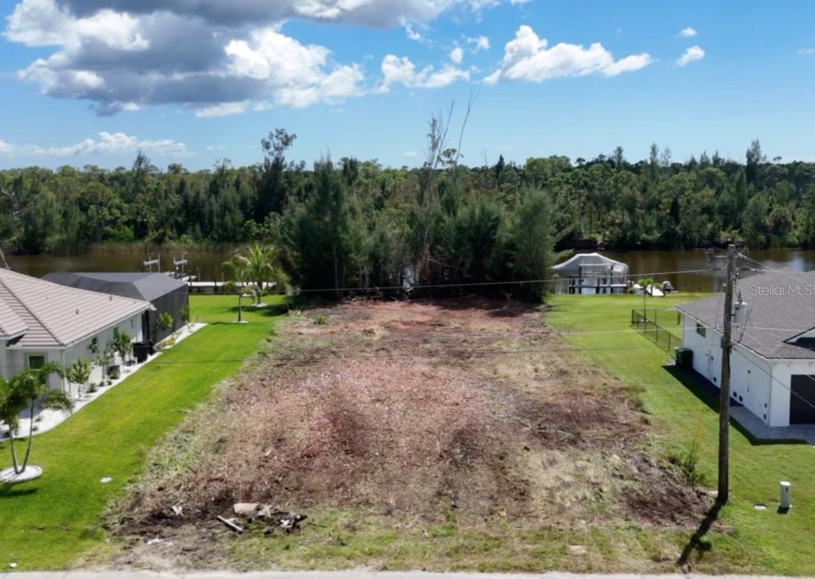 Image 2 of 4 For 16632 Liggett Circle