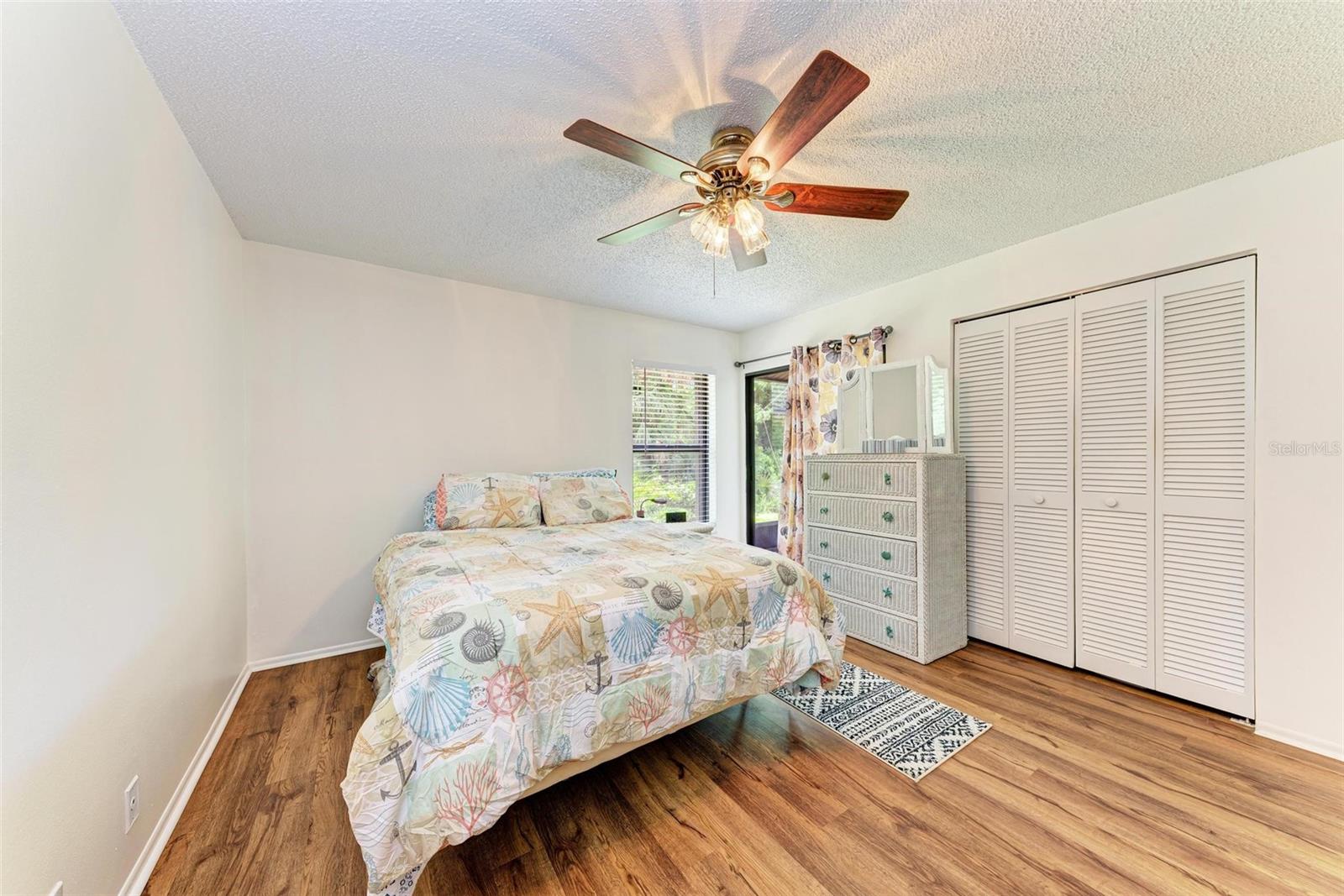 Image 15 of 53 For 1705 Curry Avenue 85