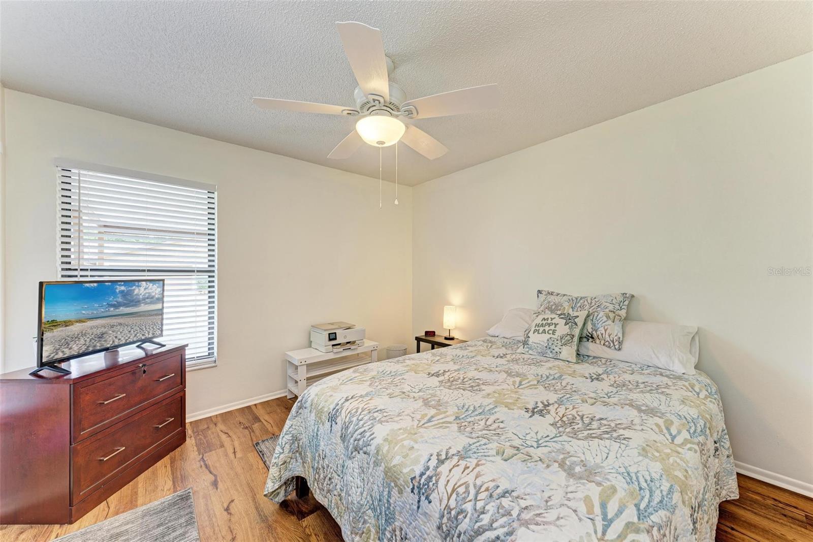 Image 21 of 53 For 1705 Curry Avenue 85