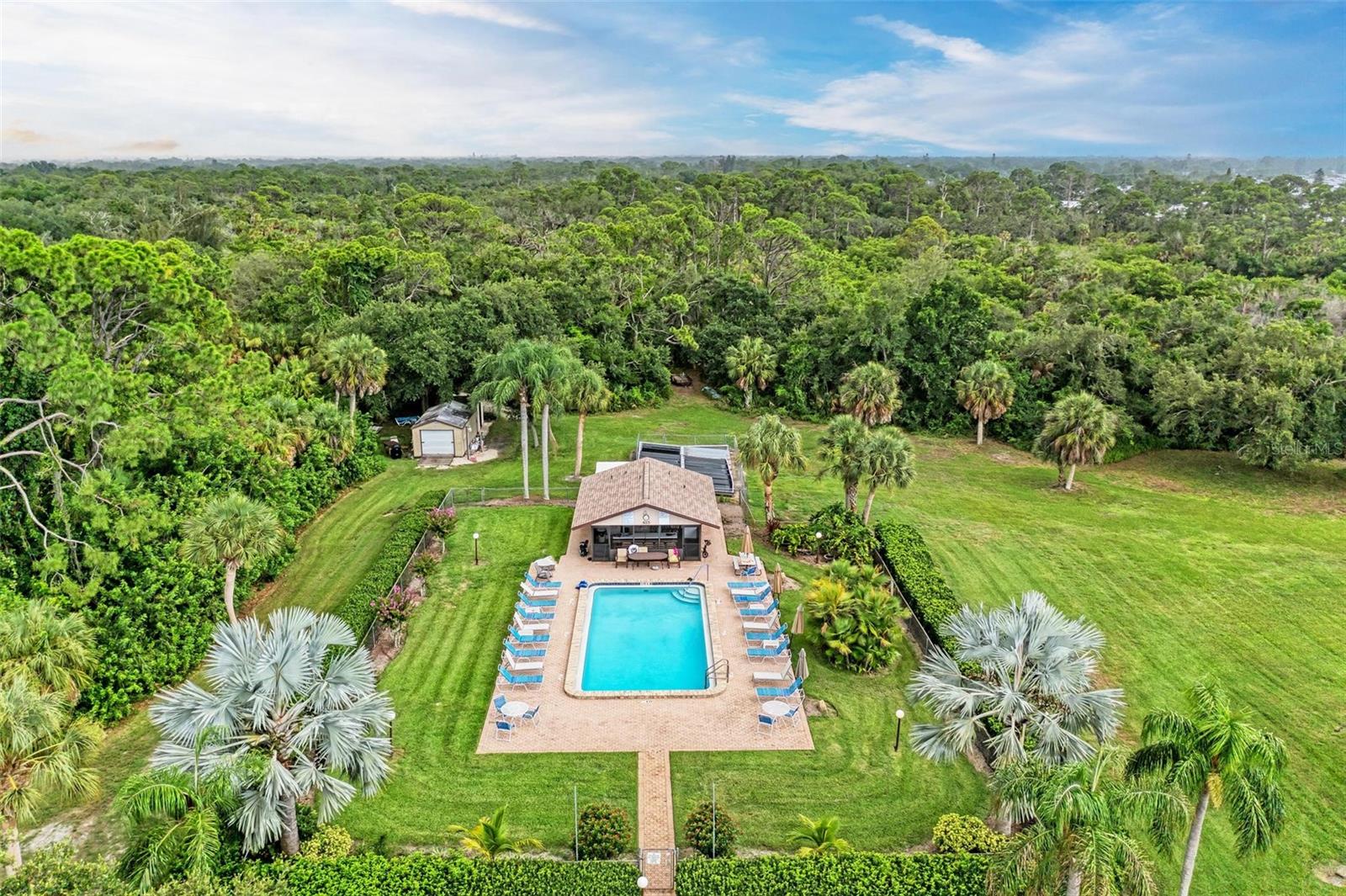 Image 35 of 53 For 1705 Curry Avenue 85