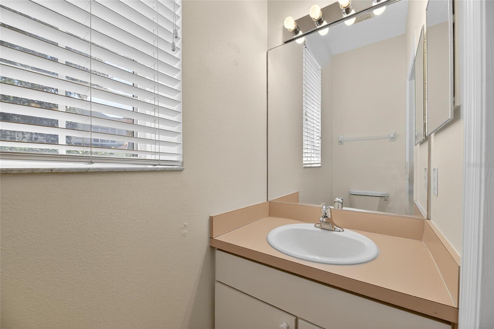 Image 6 of 52 For 6418 Rosefinch Court 103