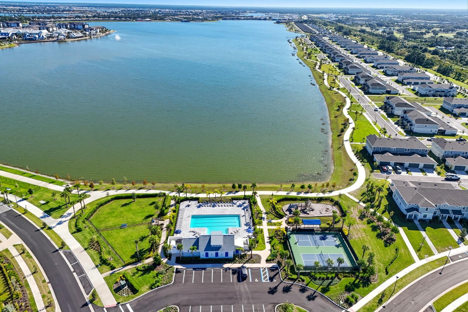 Image 32 of 38 For 1782 Spreader Lane