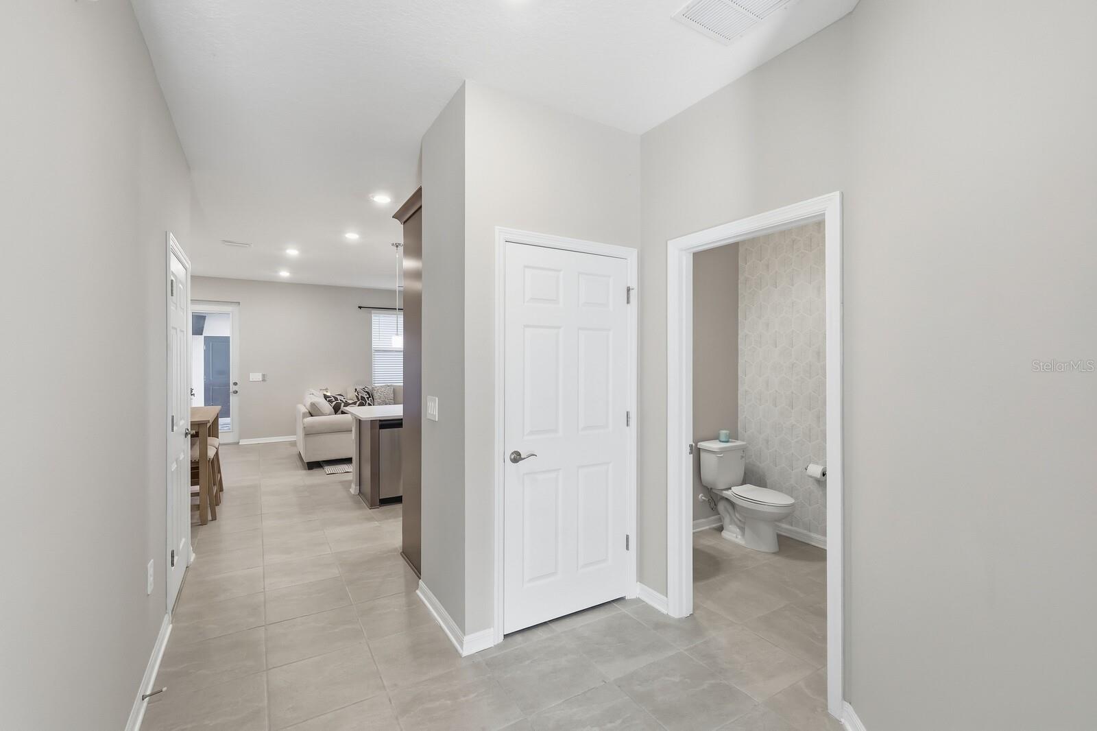 Image 6 of 38 For 1782 Spreader Lane