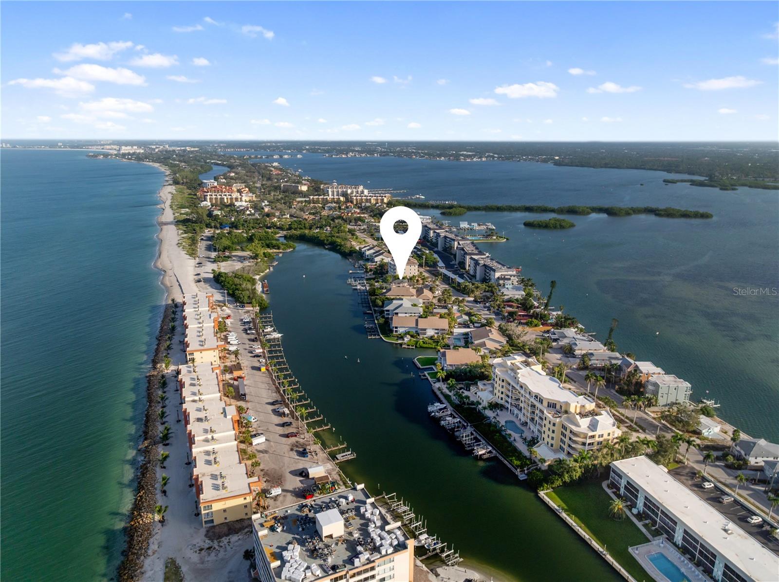 Image 23 of 40 For 9022 Midnight Pass Road 112