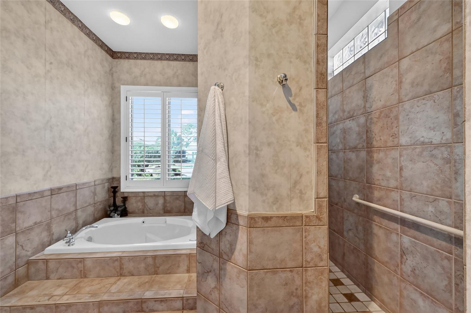 Image 28 of 78 For 5245 88th Street E