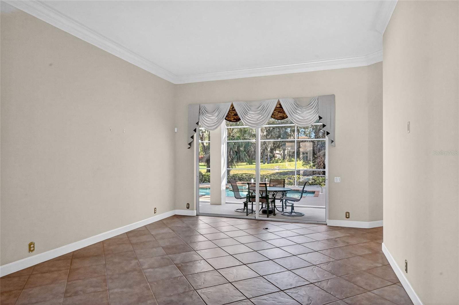 Image 4 of 78 For 5245 88th Street E