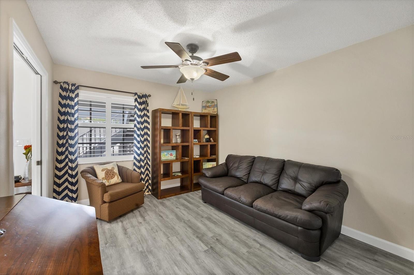Image 19 of 28 For 1153 Edgewater Circle
