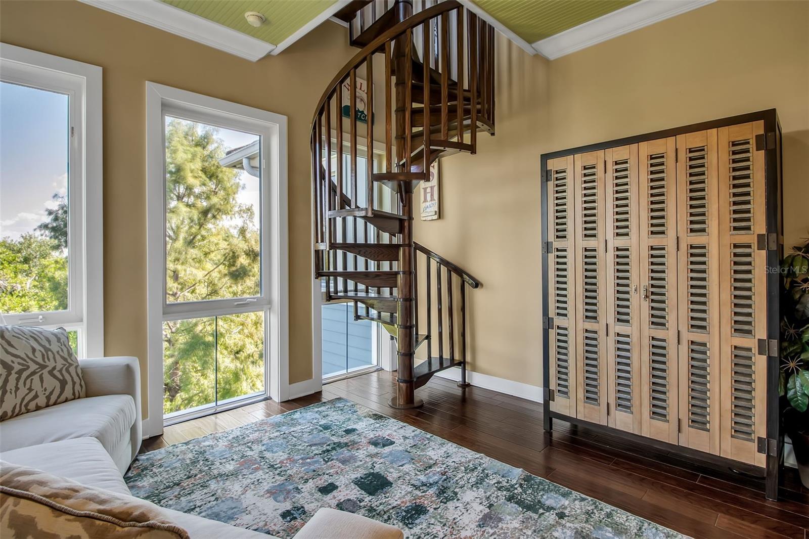 Image 39 of 99 For 321 Sapphire Lake Drive 202