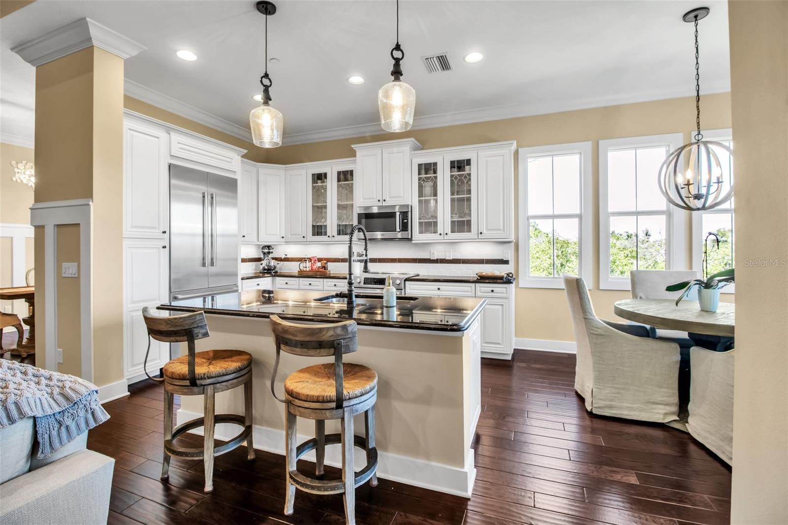 Image 40 of 99 For 321 Sapphire Lake Drive 202