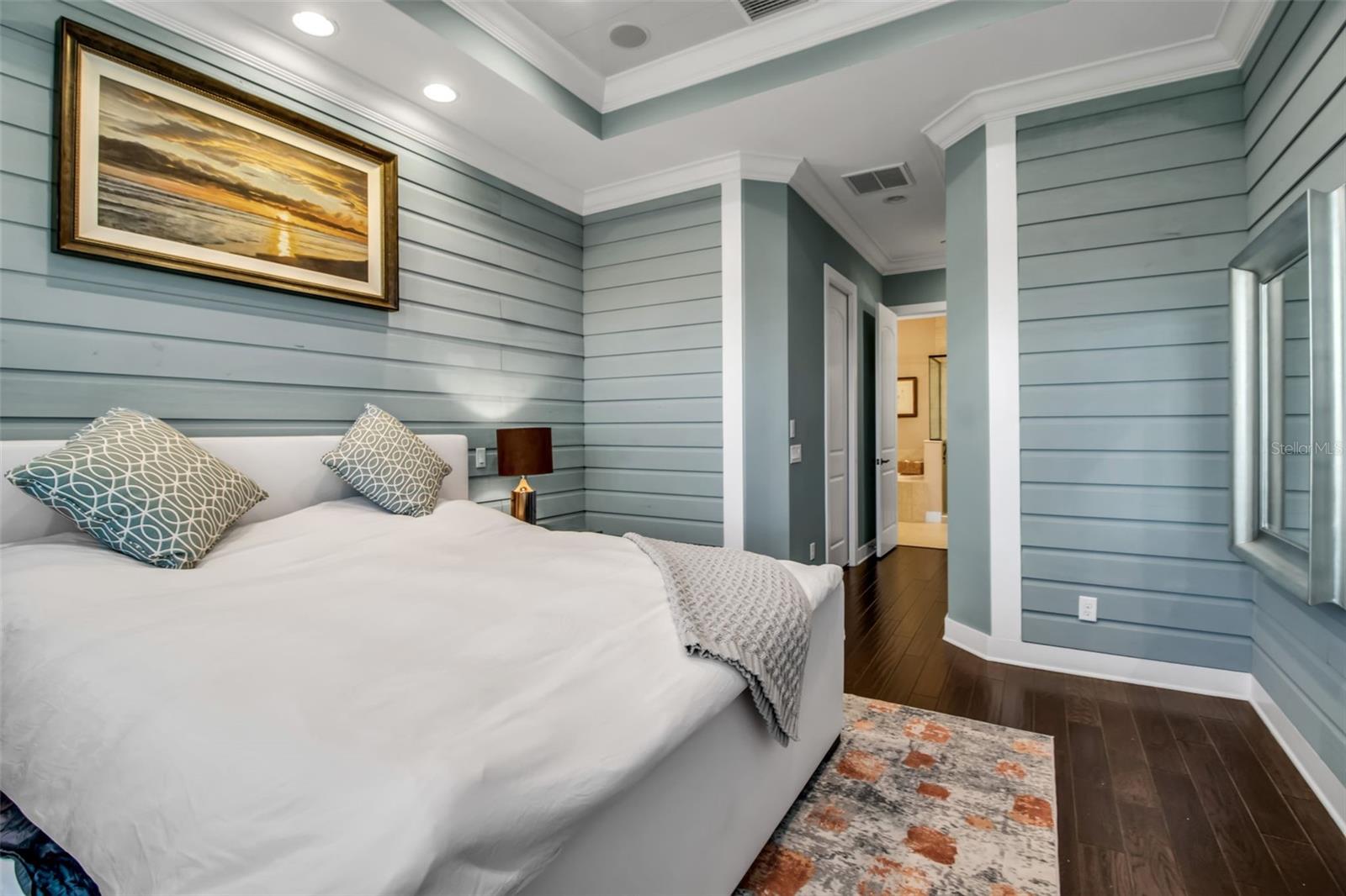 Image 65 of 99 For 321 Sapphire Lake Drive 202