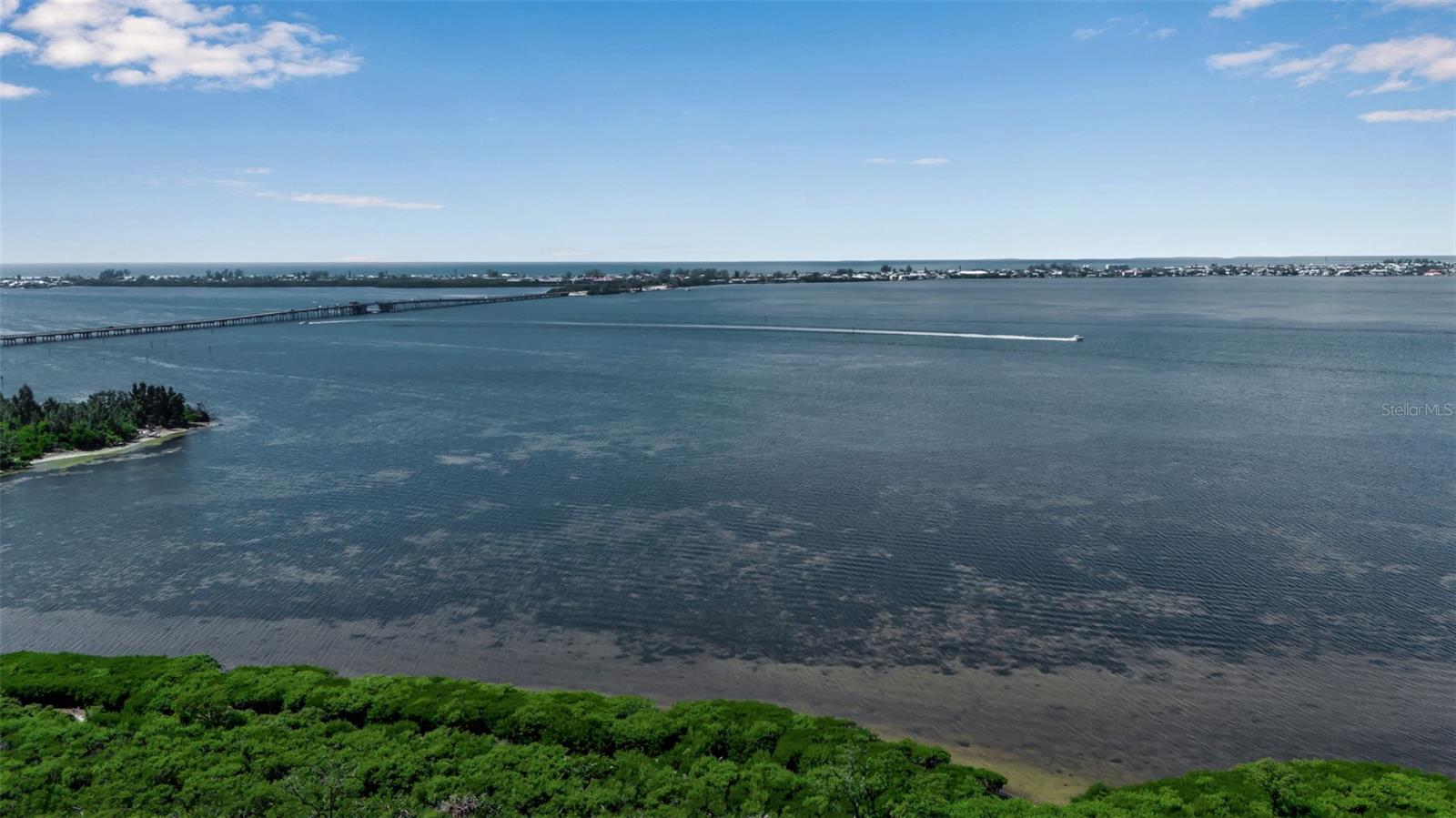 Image 70 of 99 For 321 Sapphire Lake Drive 202