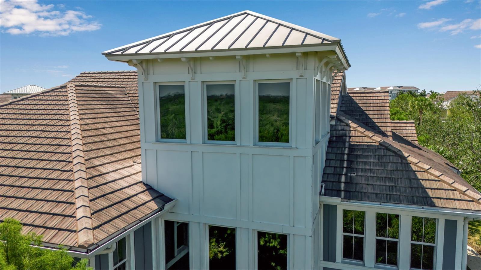 Image 8 of 99 For 321 Sapphire Lake Drive 202