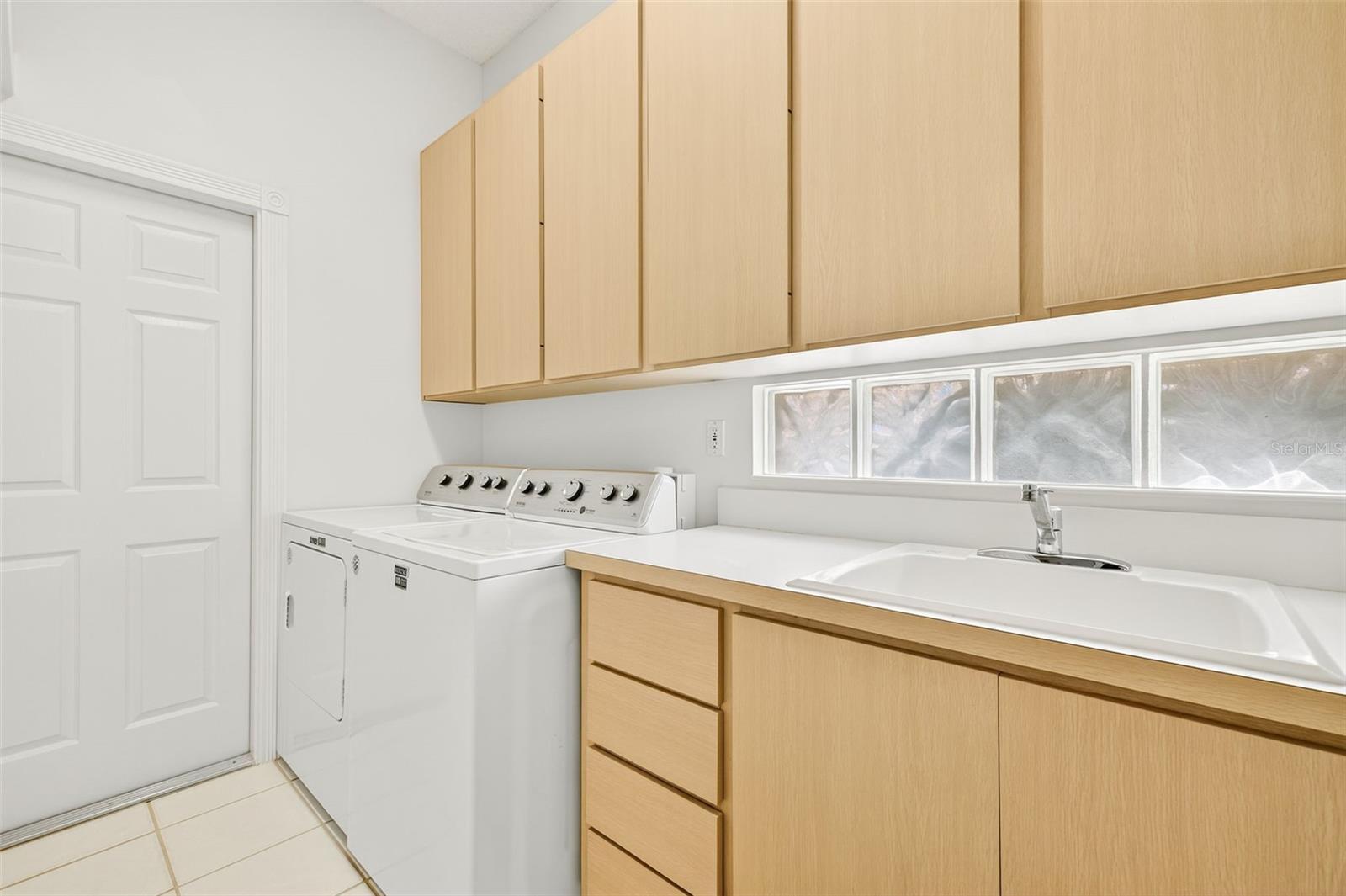 Image 24 of 43 For 3408 Donoso Court