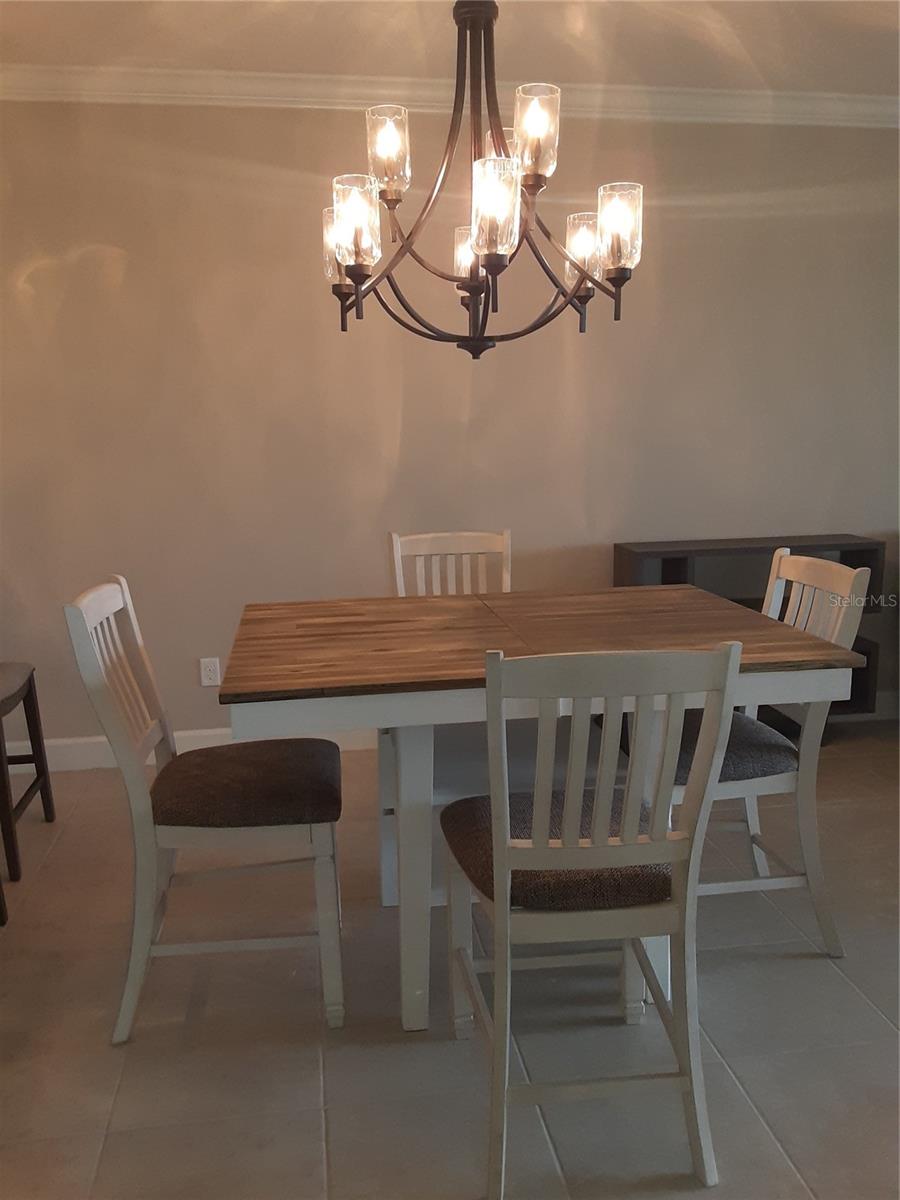 Image 10 of 38 For 13605 Messina Loop 104