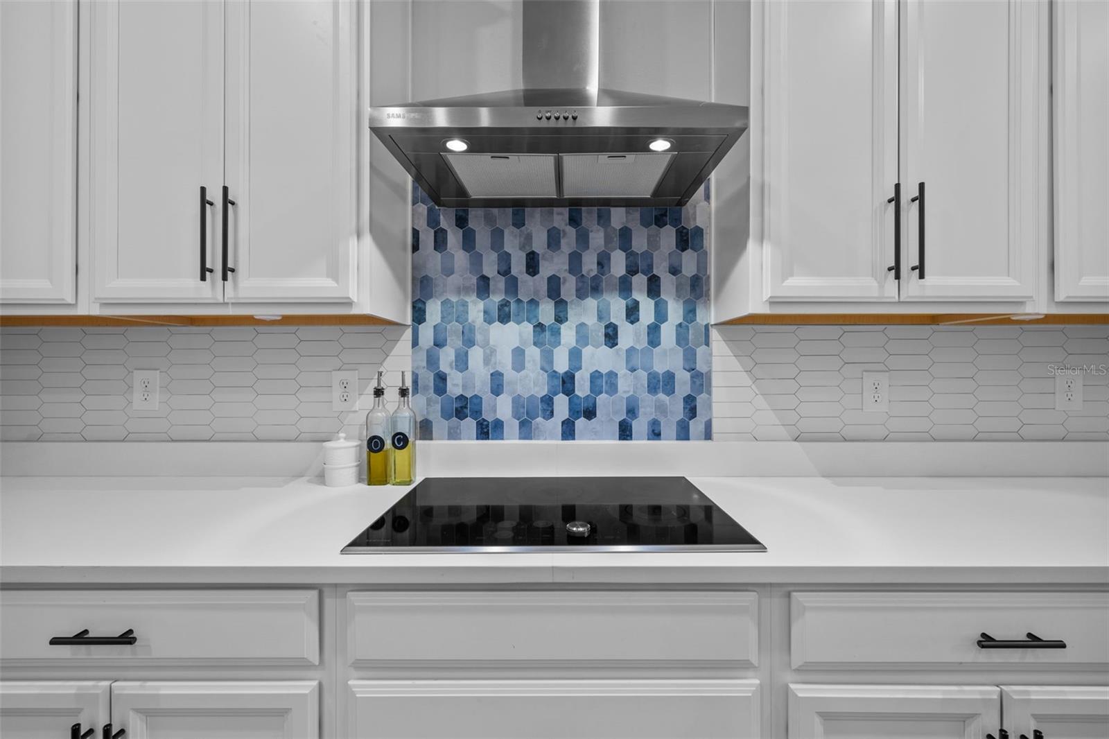 Image 16 of 79 For 11769 Little River Way