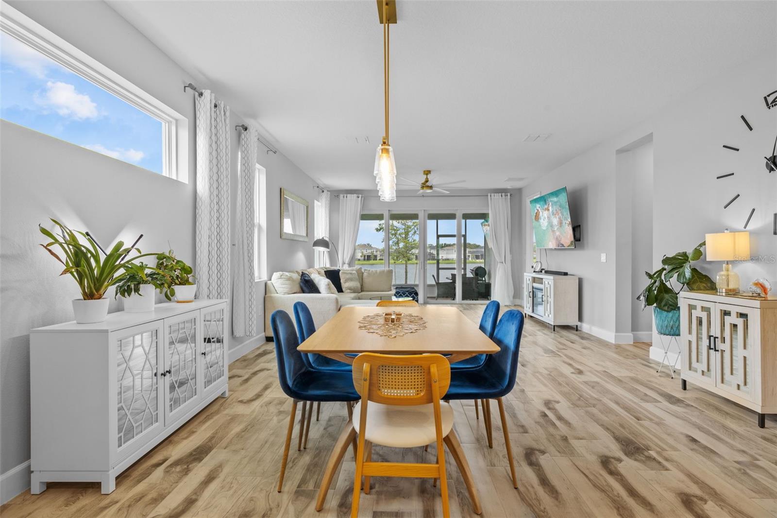 Image 18 of 79 For 11769 Little River Way