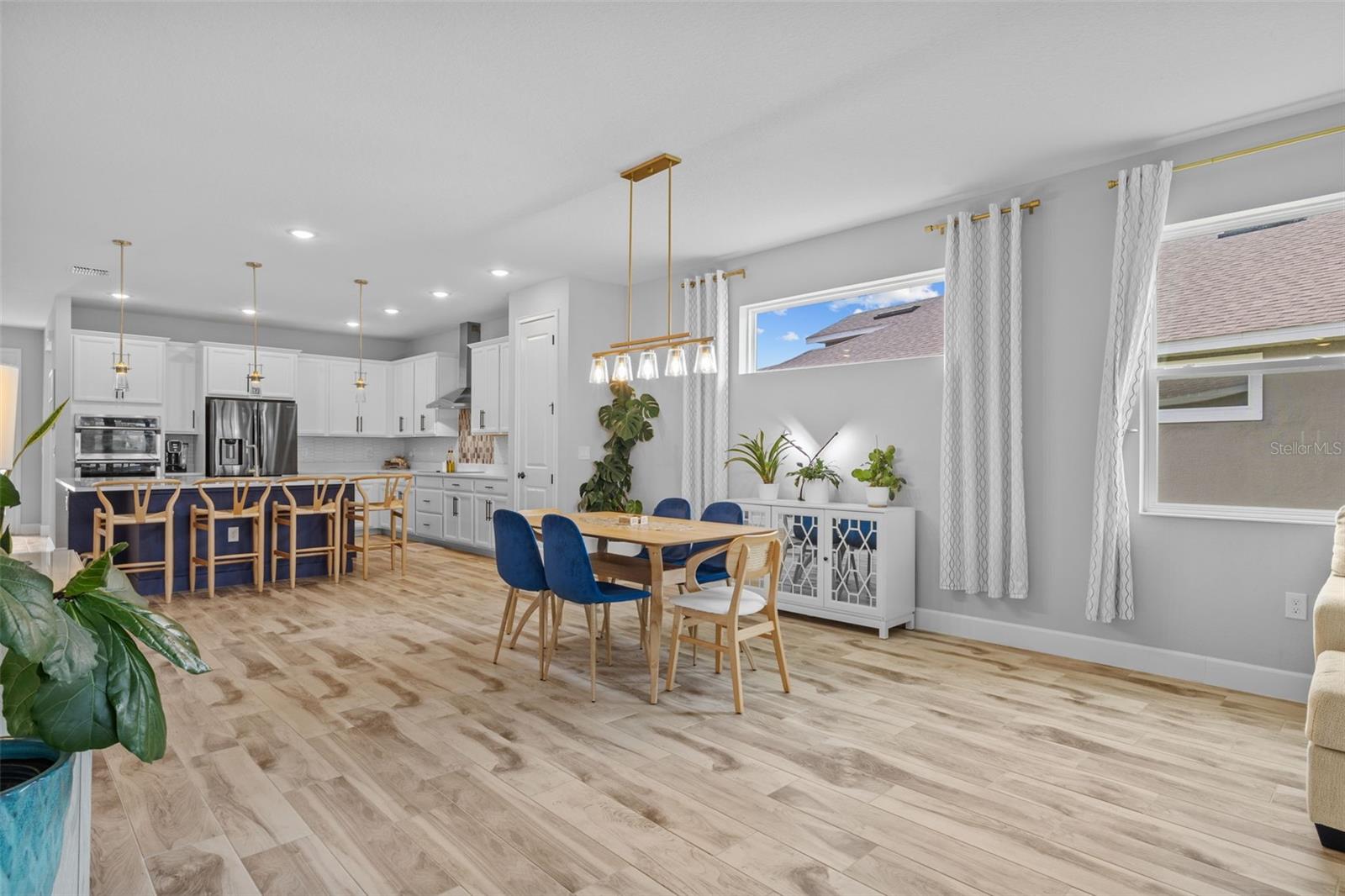 Image 20 of 79 For 11769 Little River Way