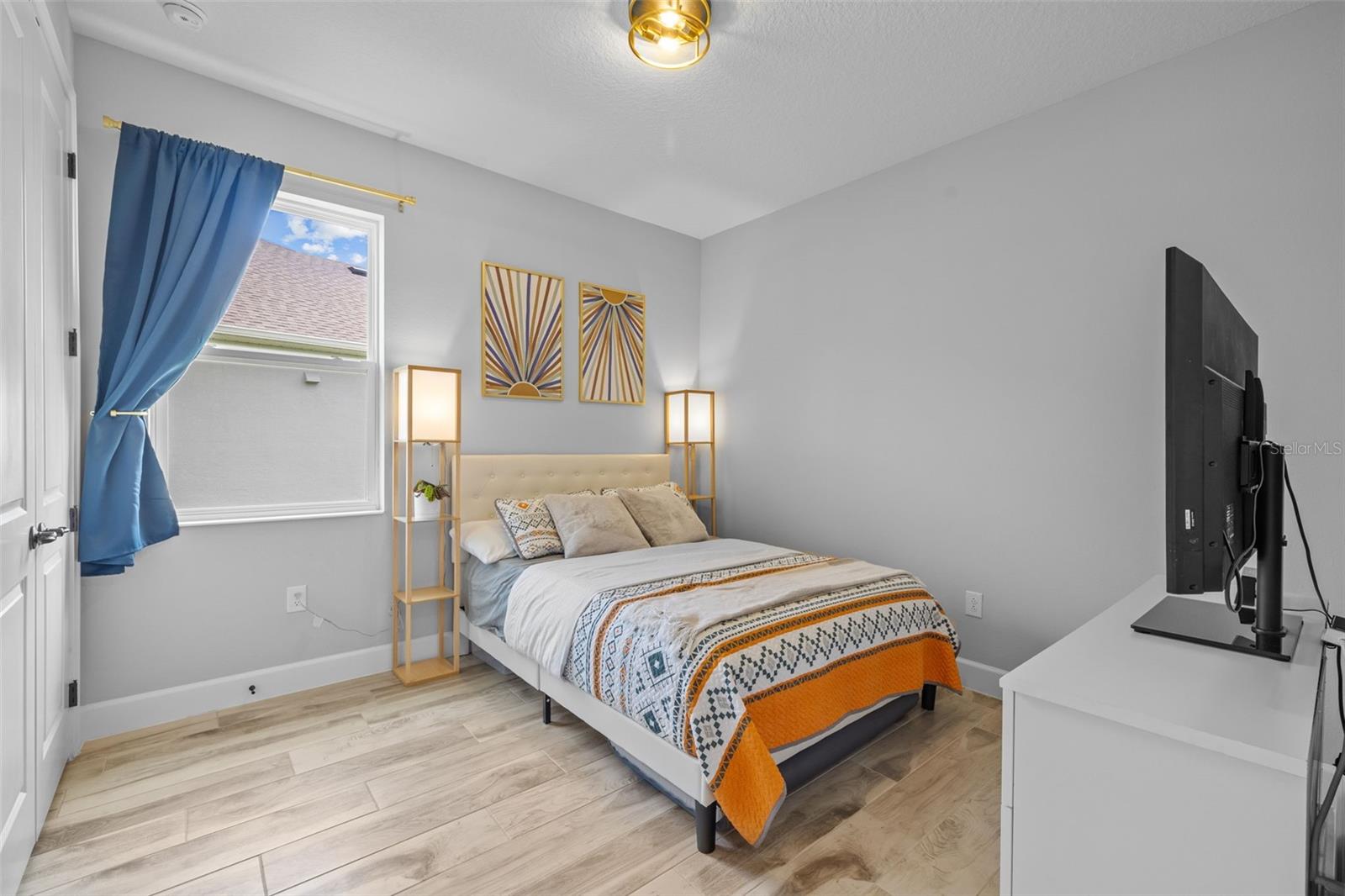 Image 28 of 79 For 11769 Little River Way