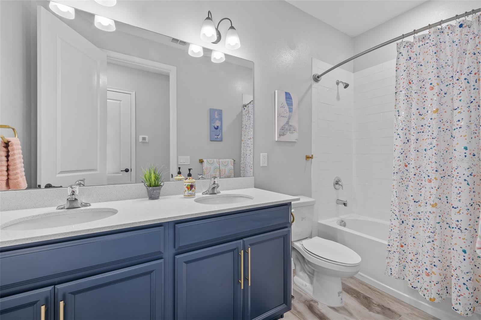 Image 30 of 79 For 11769 Little River Way