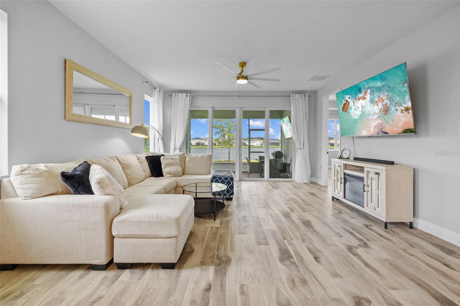Image 4 of 79 For 11769 Little River Way