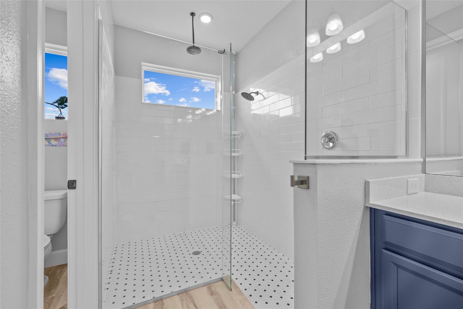 Image 42 of 79 For 11769 Little River Way