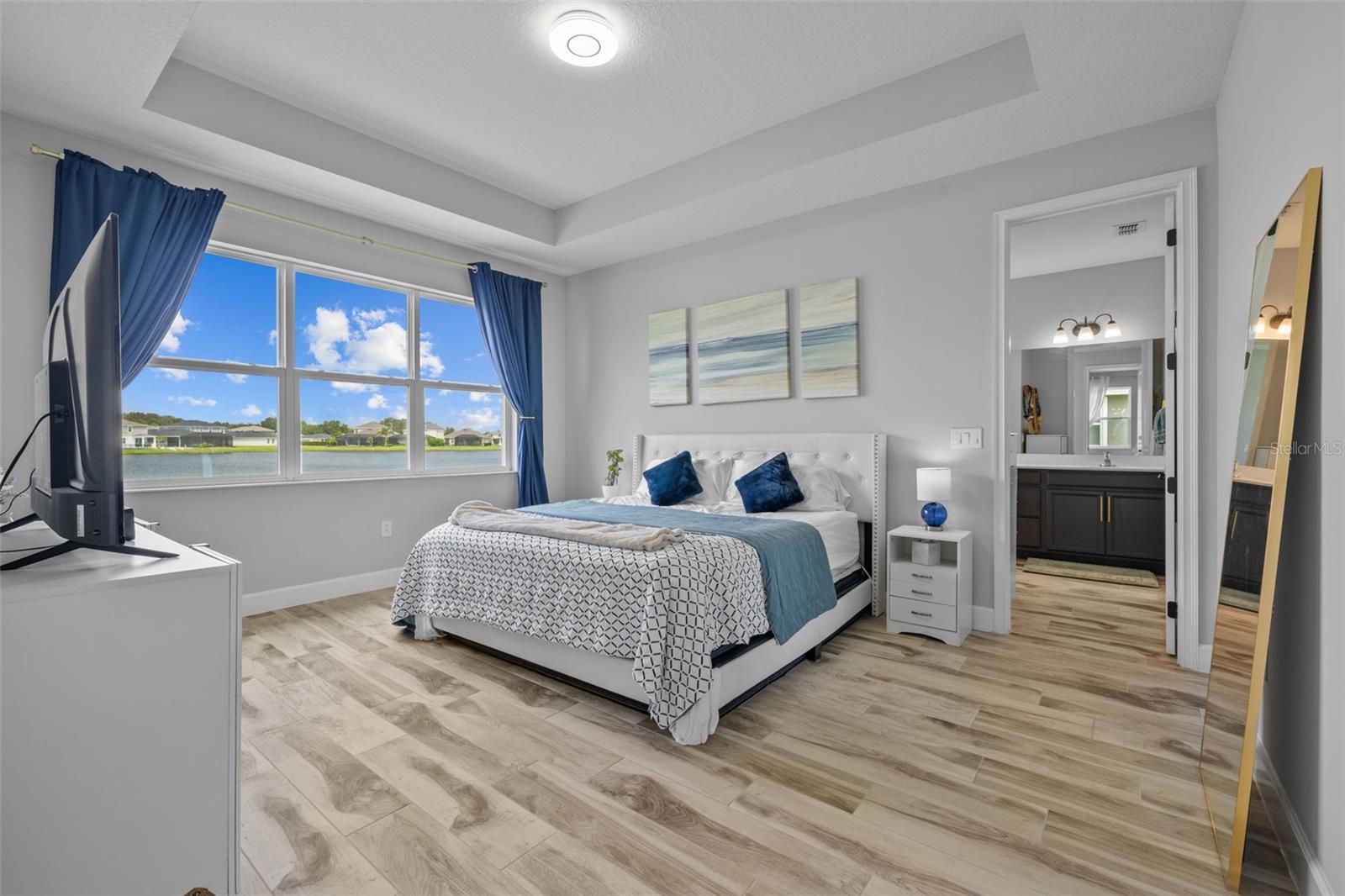 Image 5 of 79 For 11769 Little River Way