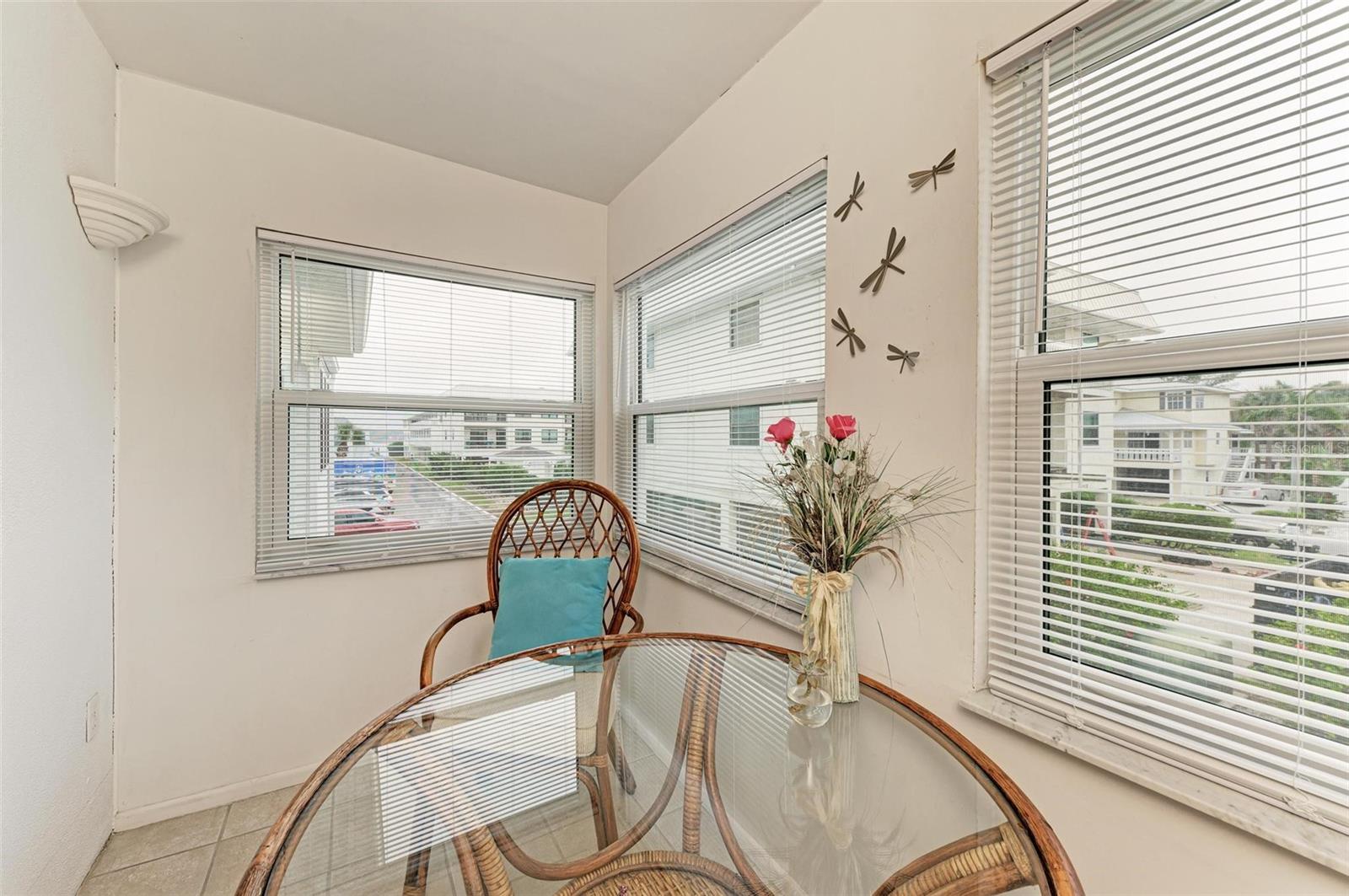 Image 24 of 43 For 611 Gulf Drive N D27