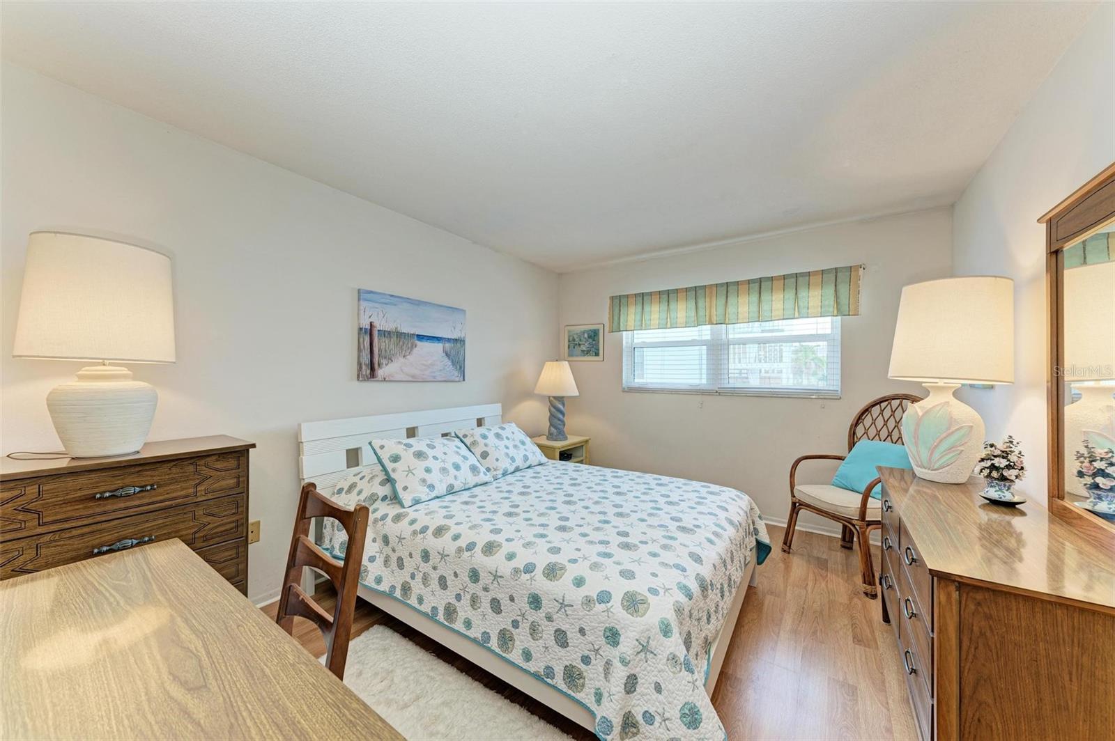 Image 26 of 43 For 611 Gulf Drive N D27