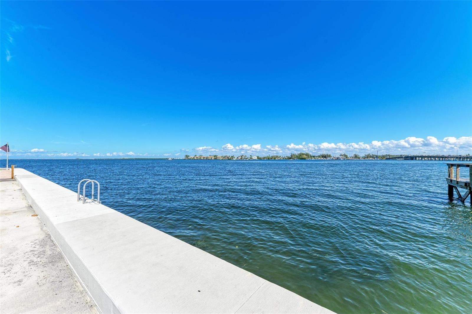 Image 39 of 43 For 611 Gulf Drive N D27