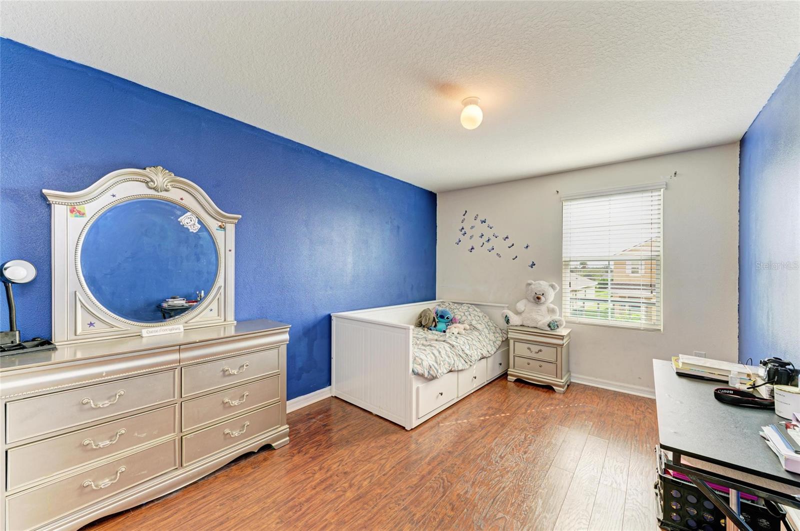 Image 42 of 68 For 122 San Carrara Court