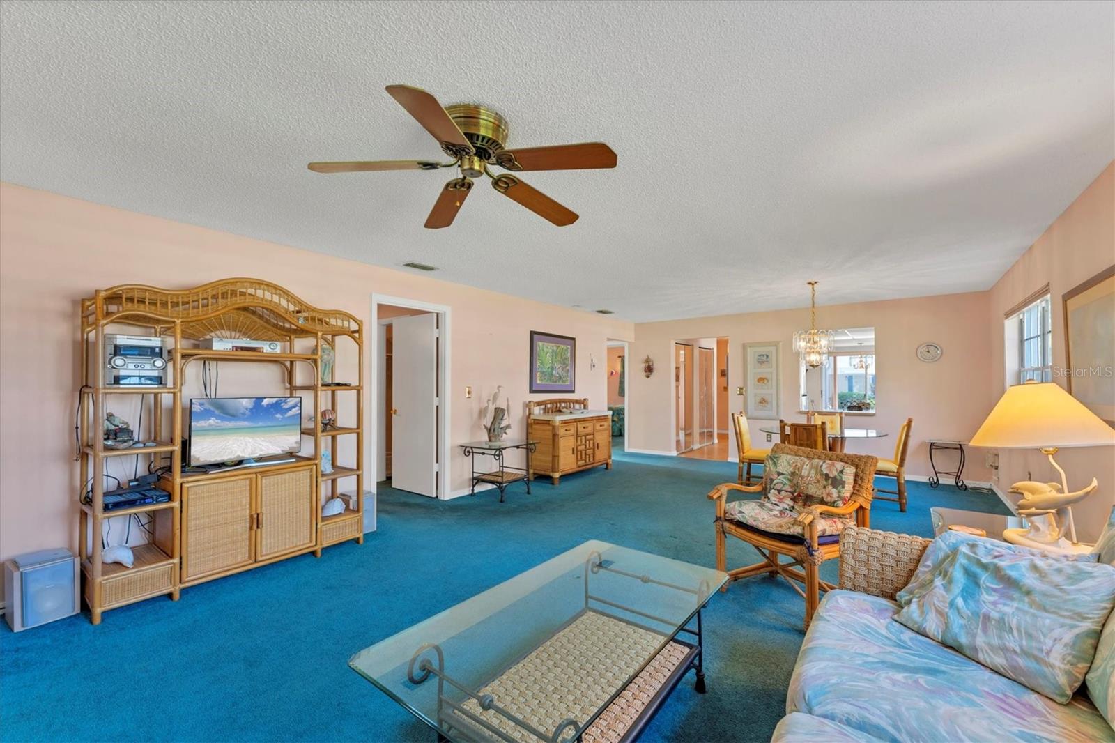 Image 22 of 53 For 9509 Kingston Drive