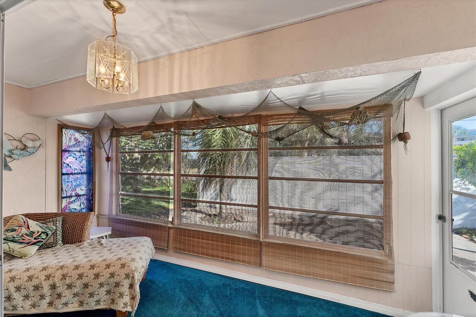 Image 31 of 53 For 9509 Kingston Drive