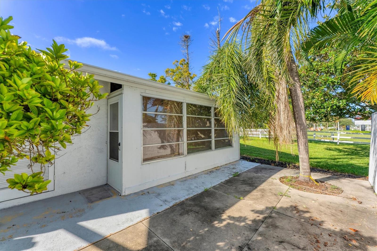 Image 33 of 53 For 9509 Kingston Drive