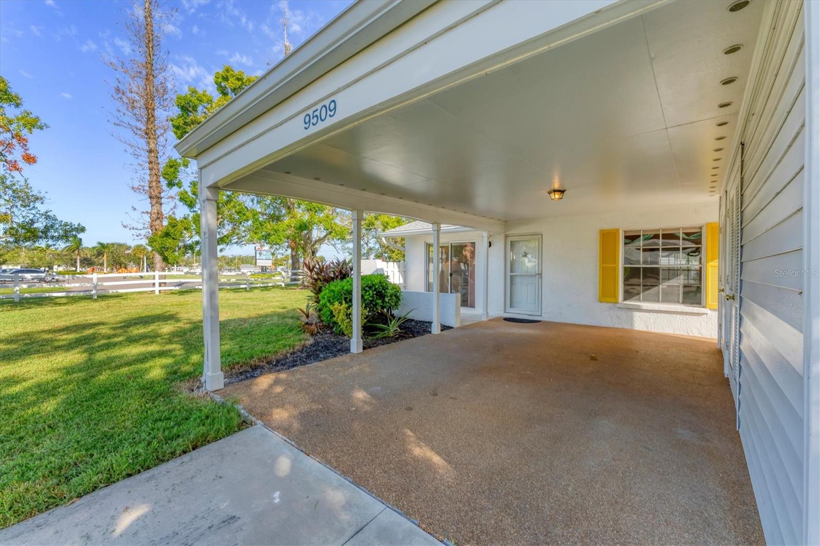 Image 7 of 53 For 9509 Kingston Drive
