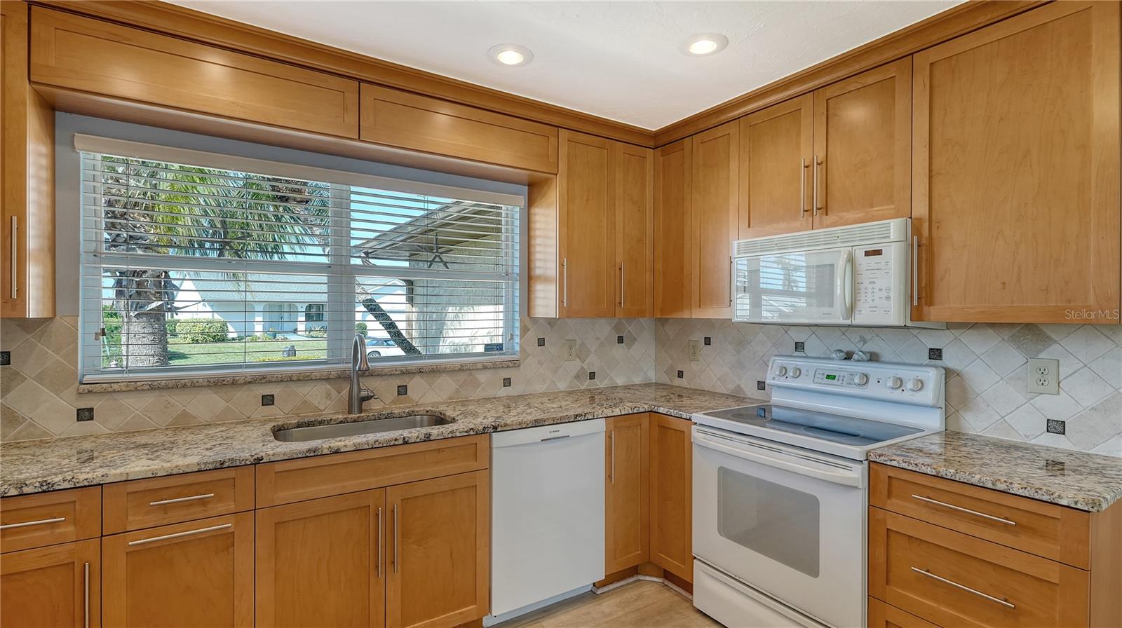 Image 21 of 74 For 4503 Coral Lake Drive