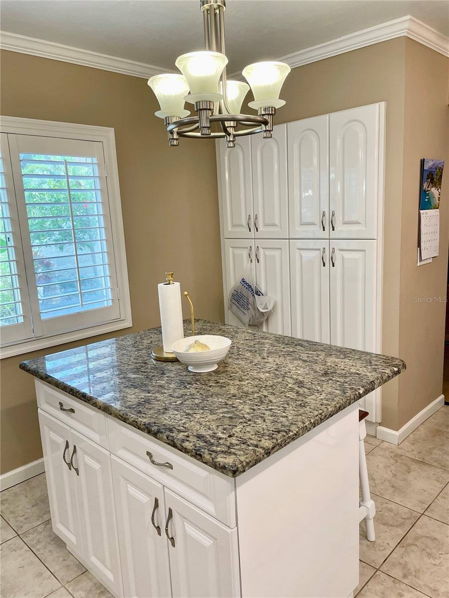 Image 13 of 47 For 6101 34th Street W 25e