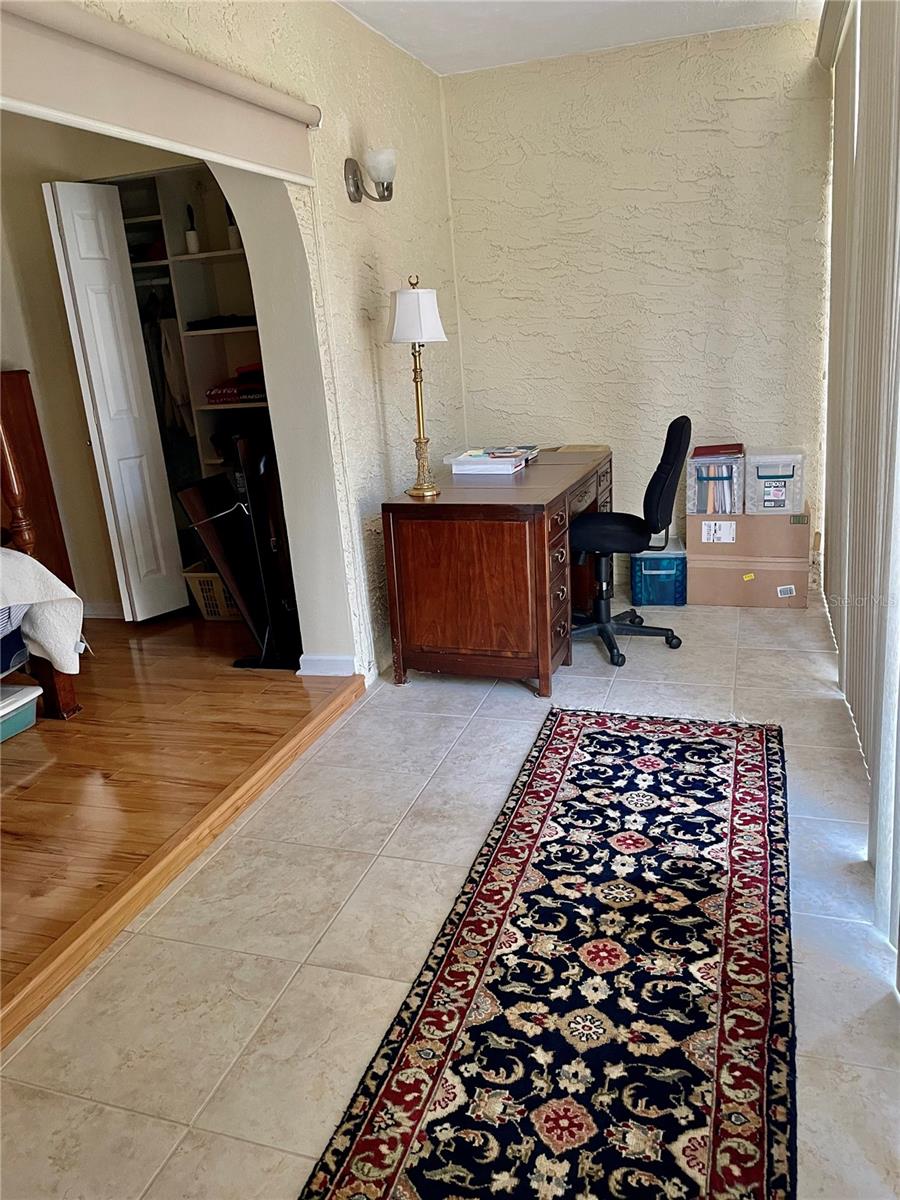 Image 29 of 47 For 6101 34th Street W 25e