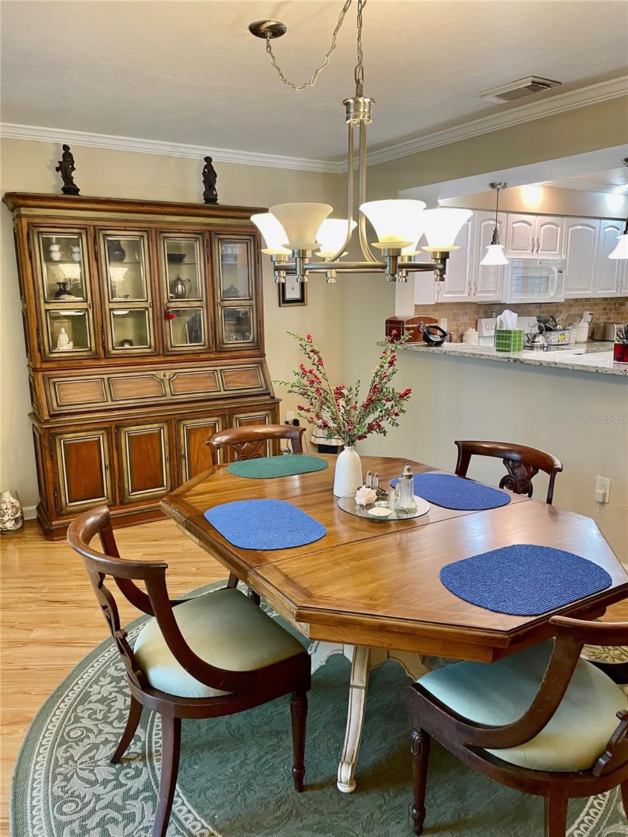 Image 8 of 47 For 6101 34th Street W 25e