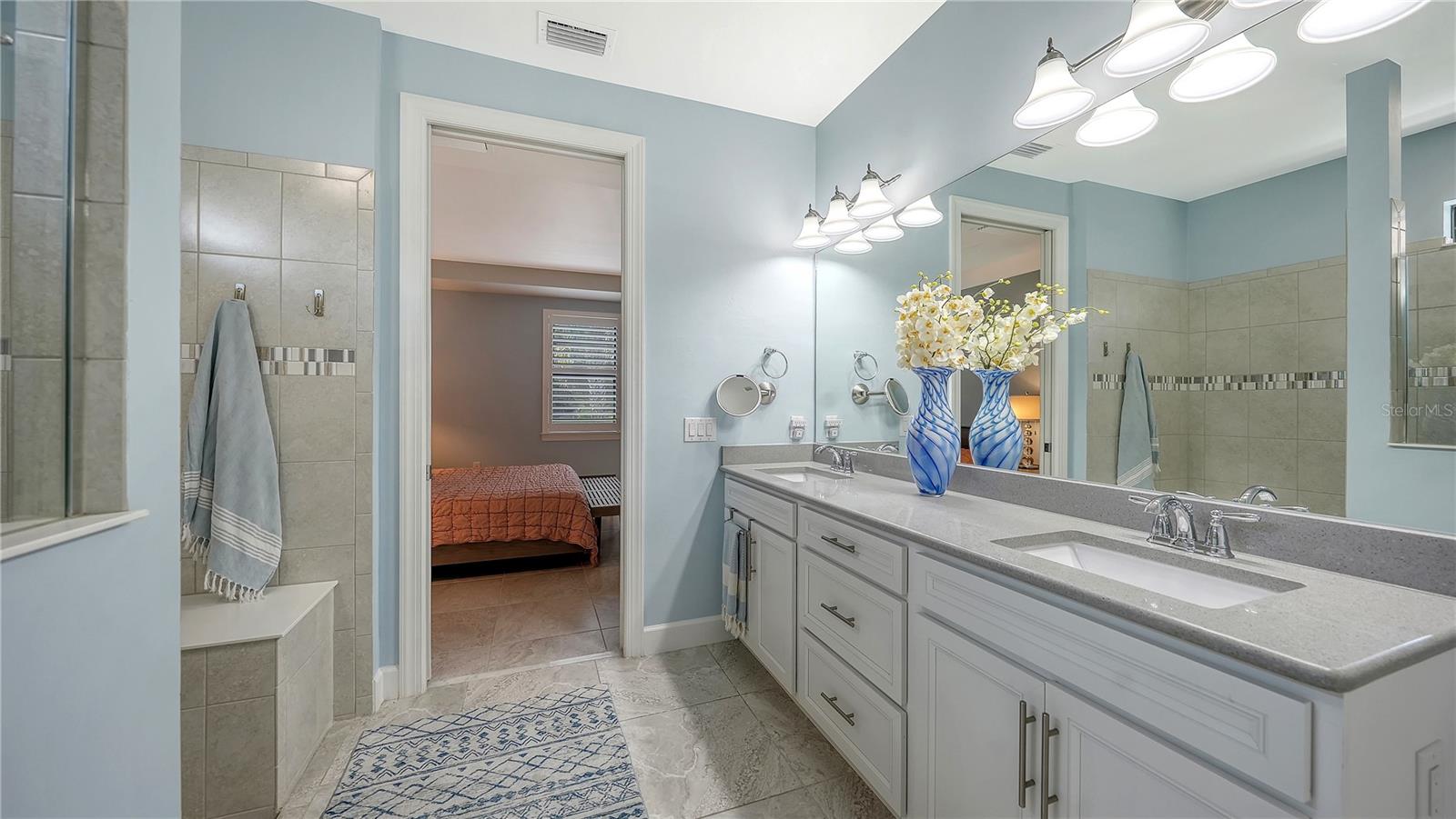 Image 17 of 59 For 5595 Rain Lily Court