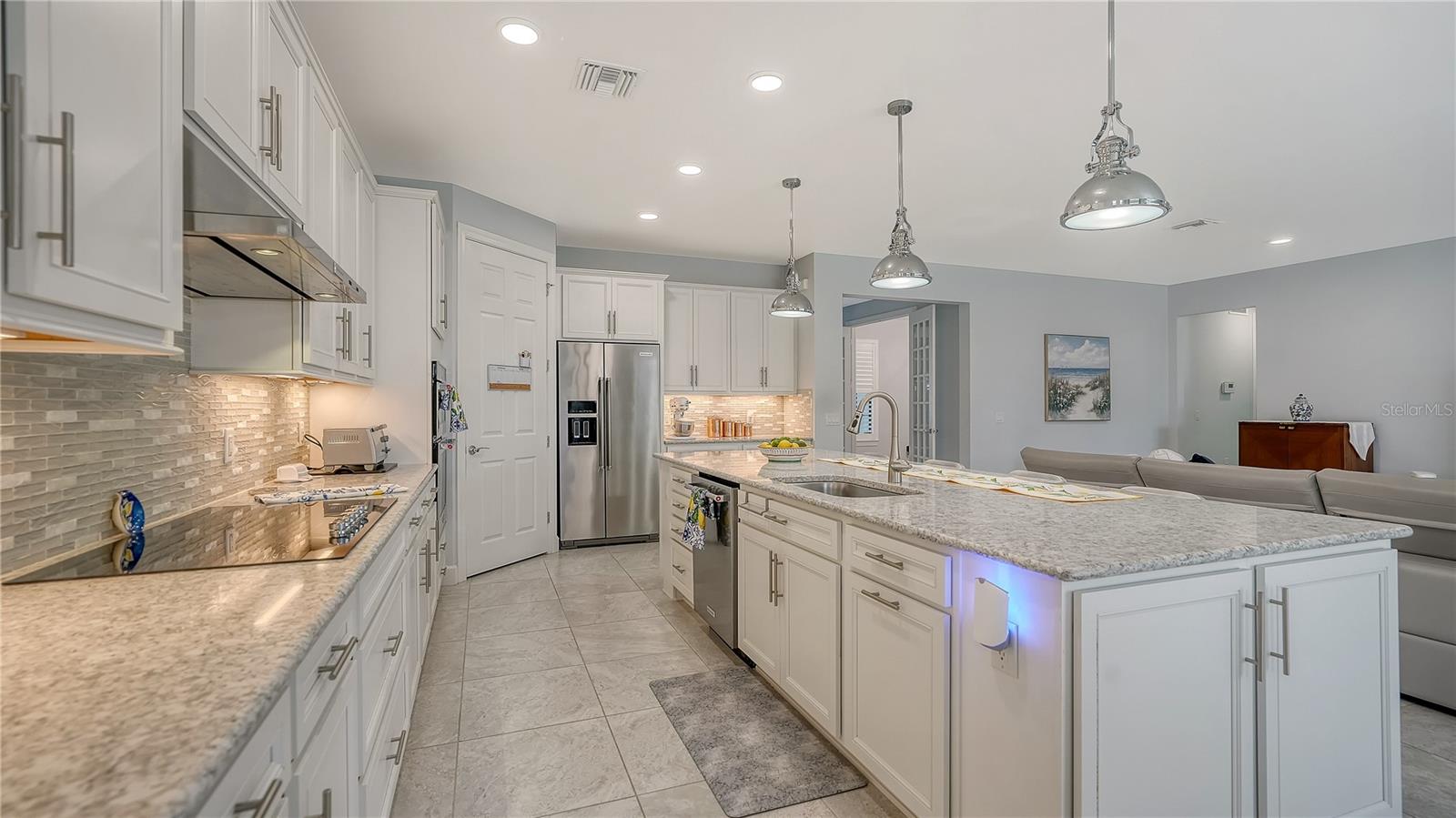 Image 5 of 59 For 5595 Rain Lily Court