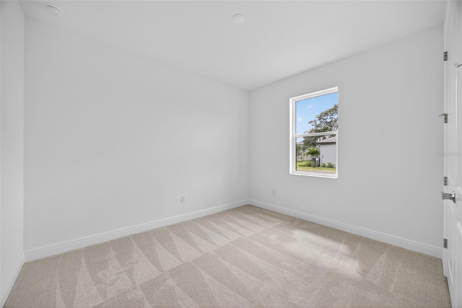 Image 22 of 29 For 7536 Nighthawk Drive